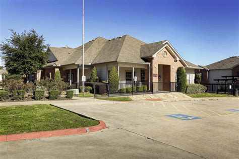 apartments willis tx|More.